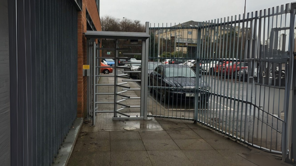 full-height-turnstile-1